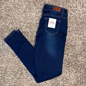 SOLD Women skinny jeans